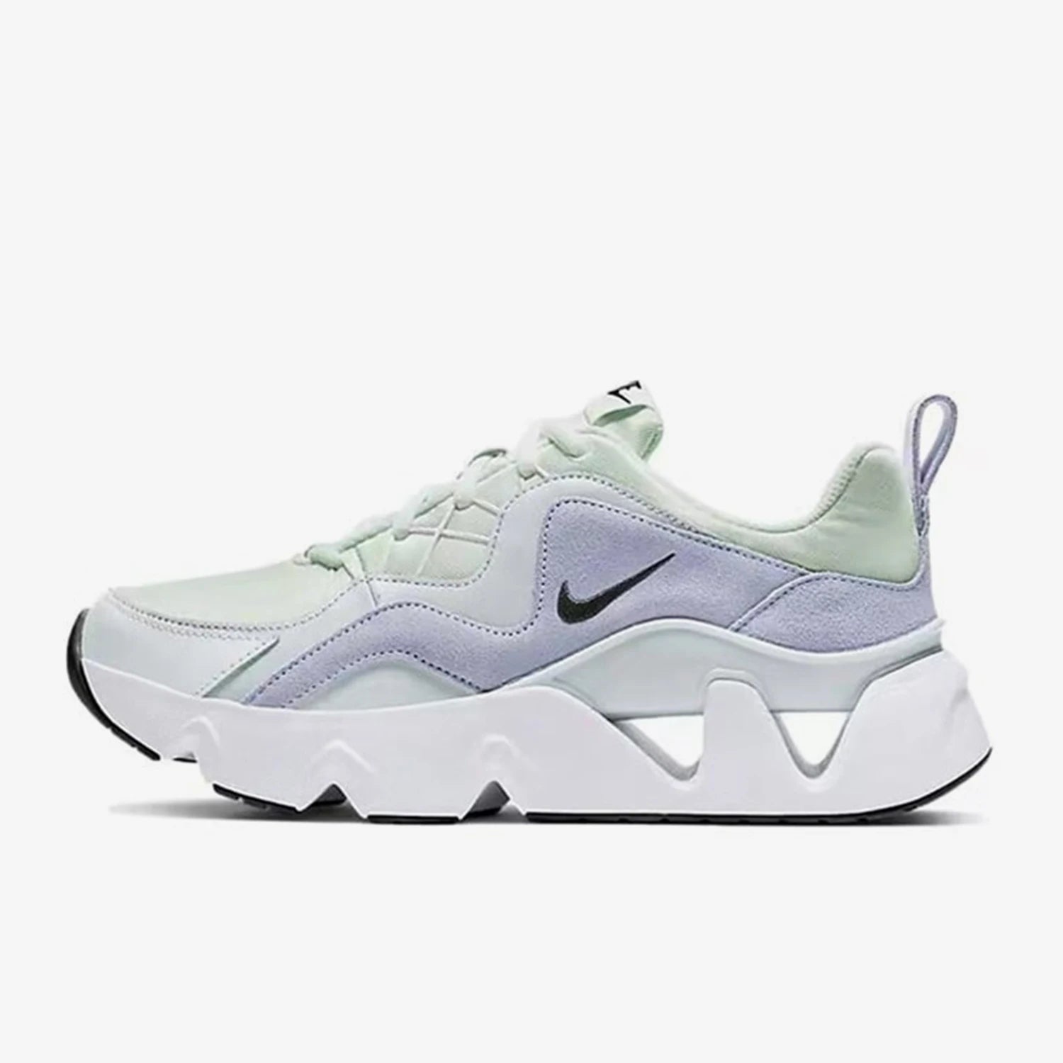 Nike RYZ 365 chaussures  pour femmes